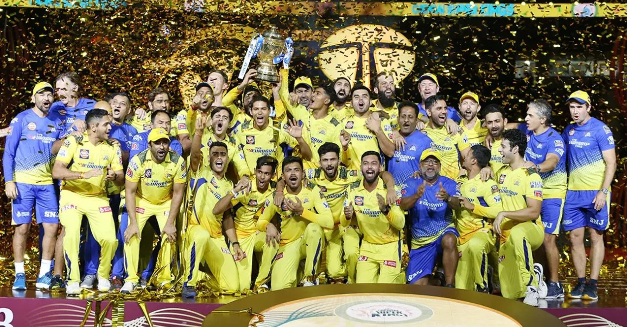 CSK team member's celebrating fifth IPL triumph