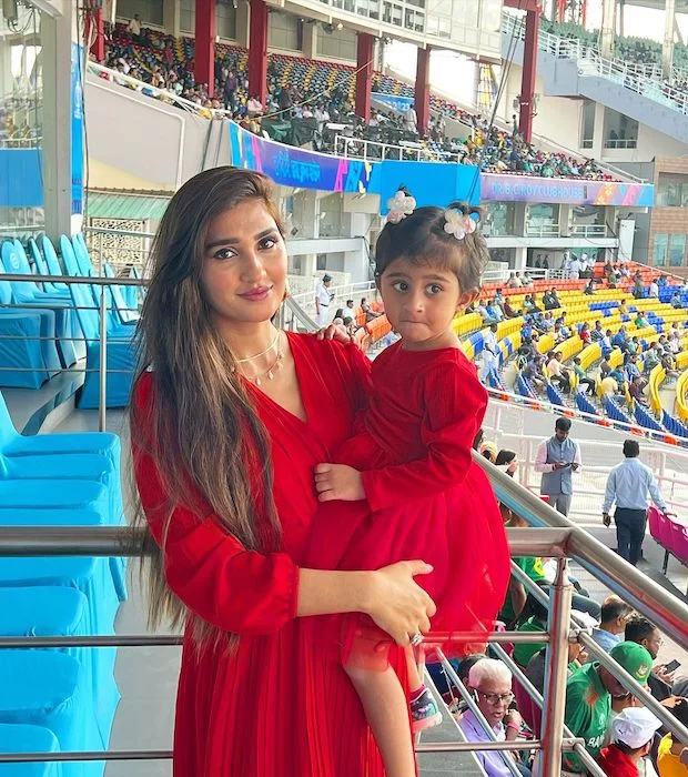 Samiya Khan with her daughter Helena