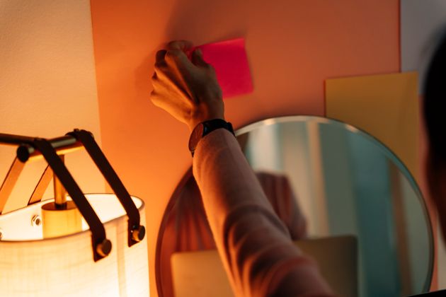 Keep a schedule of your morning routine on a sticky note on your mirror.