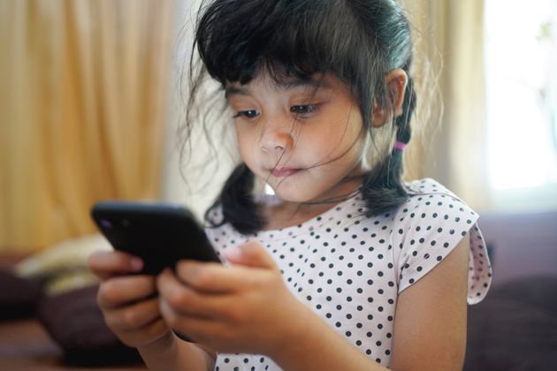 Screen time has soared during the pandemic. Here's how parents can start to reinstate limits.