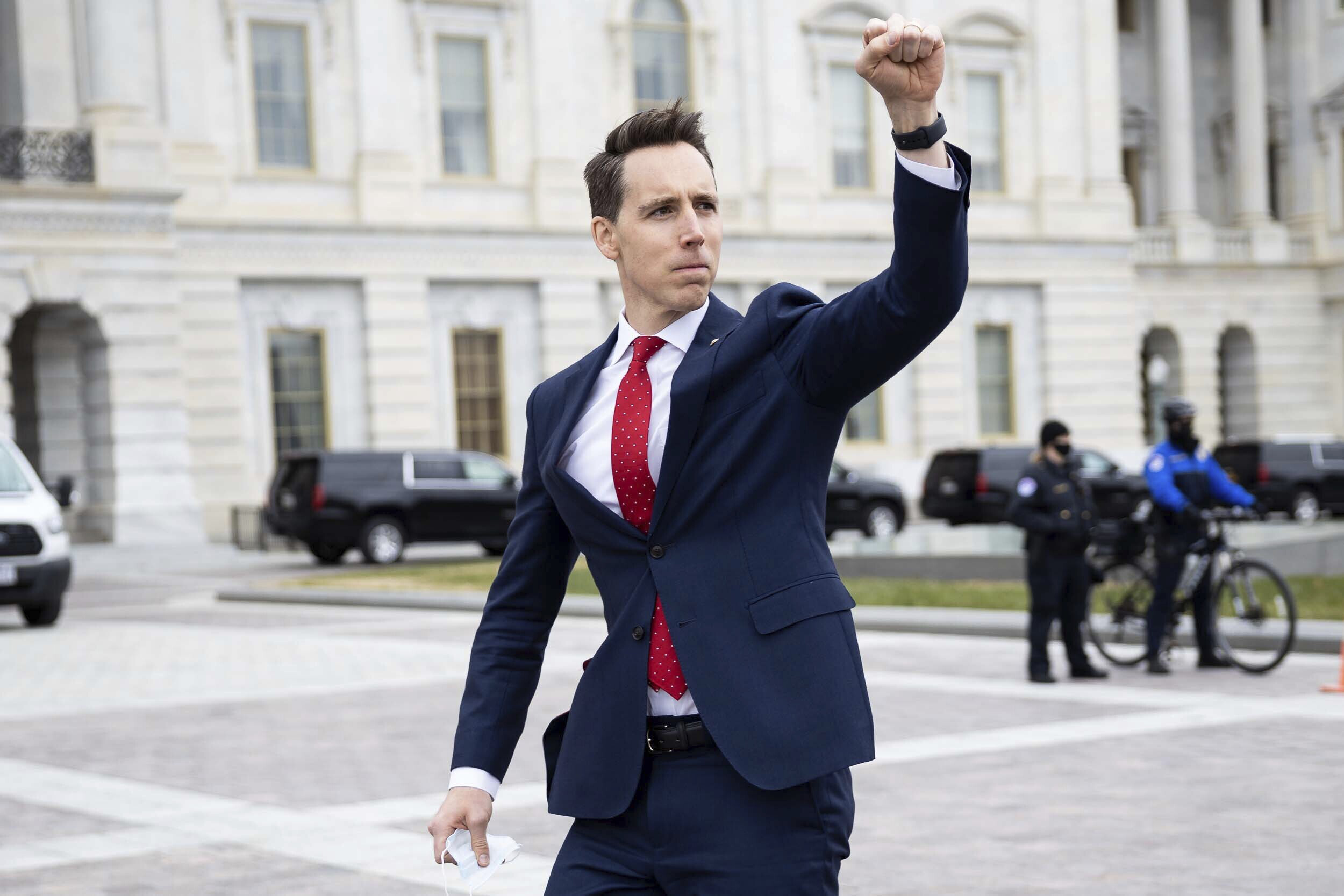 210108-josh-hawley-raised-fist-capitol-riots-se-1123a_a8bd579b6365489a5ecb744a055f2758.jpg