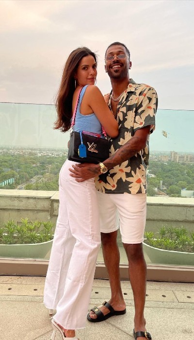 Hardik Pandya and wife Natasa- 4