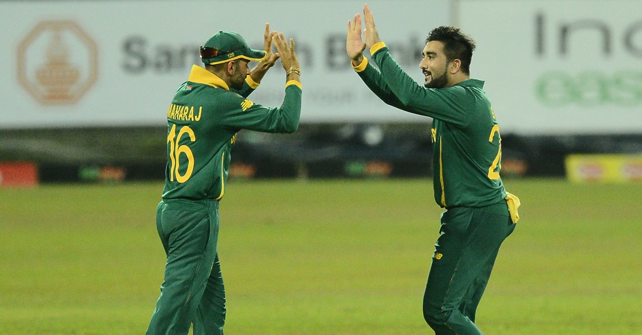 Tabraiz Shamsi celebrating a wicket with Keshav Maharaj