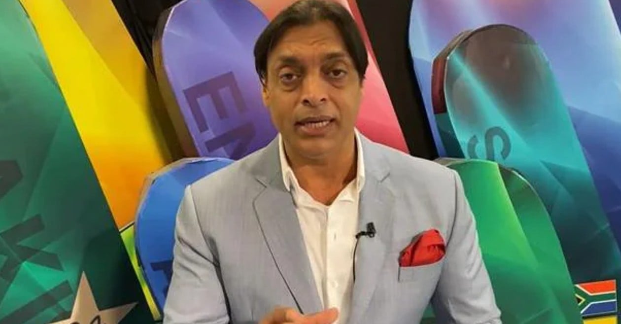 Shoaib Akhtar walks out of show