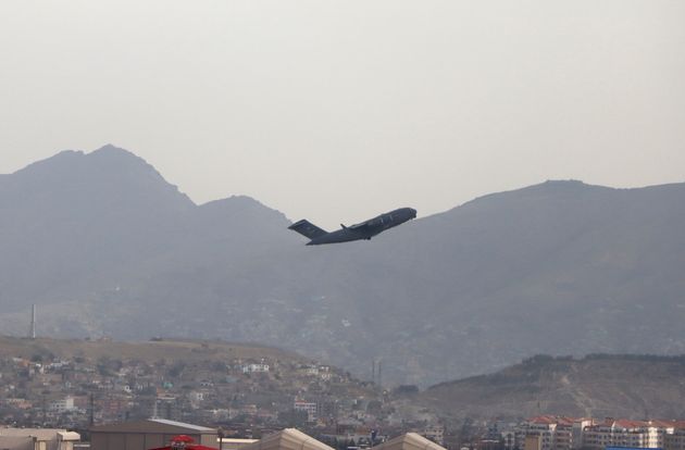 <strong>A US military aircraft takes off from the Hamid Karzai International Airport in Kabul.</strong>