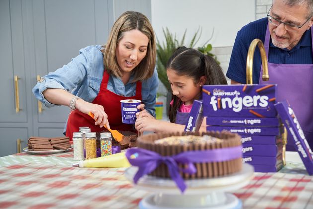 Cake Decorating with Cadbury Dairy Milk Fingers