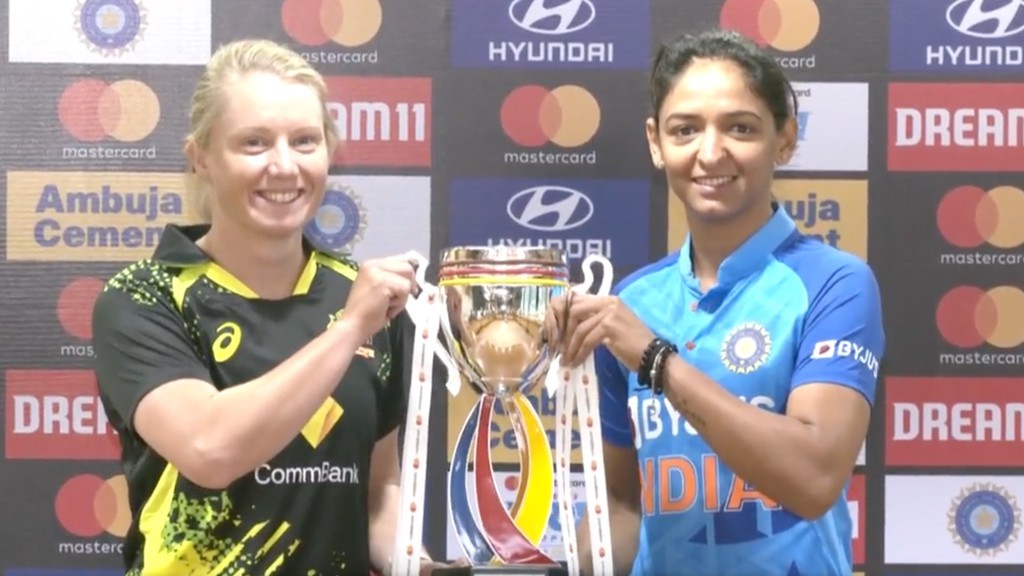 Alyssa Healy, Harmanpreet Kaur