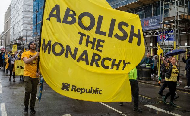 Head of the anti-monarchist campaign group Republic and activists were arrested by police in Trafalgar Square, sparking concerns about freedom of speech and the right to protest.
